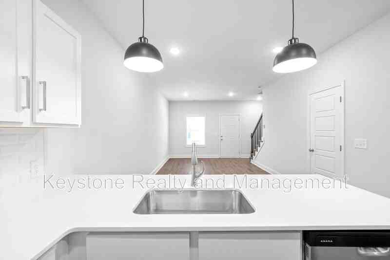 760 A St - Photo 5 of 14