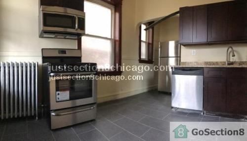 5149 S Prairie Ave #3S