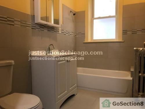 5149 S Prairie Ave #3S - Photo 2 of 5
