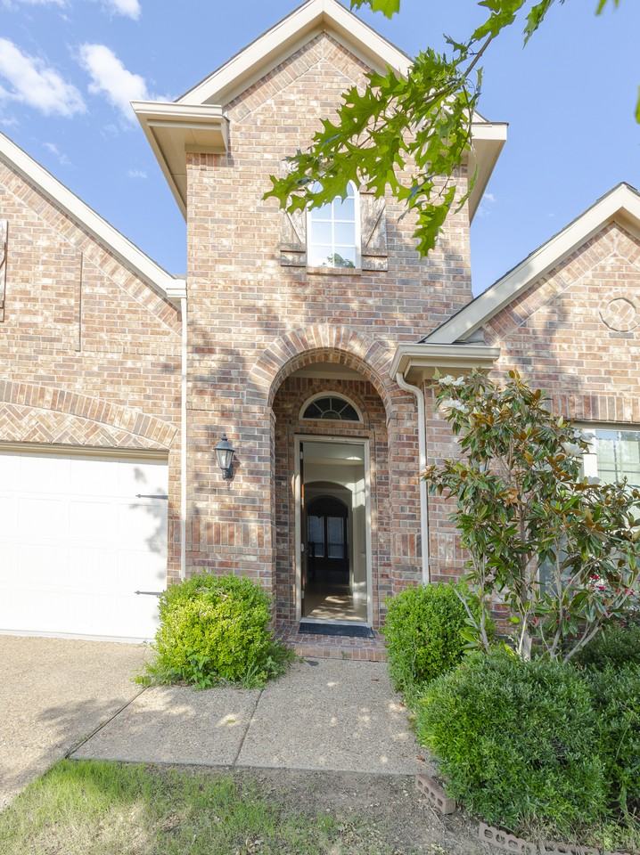 700 Thetford Ln #NA - Photo 2 of 47