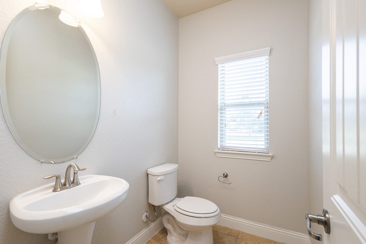 700 Thetford Ln #NA - Photo 7 of 47