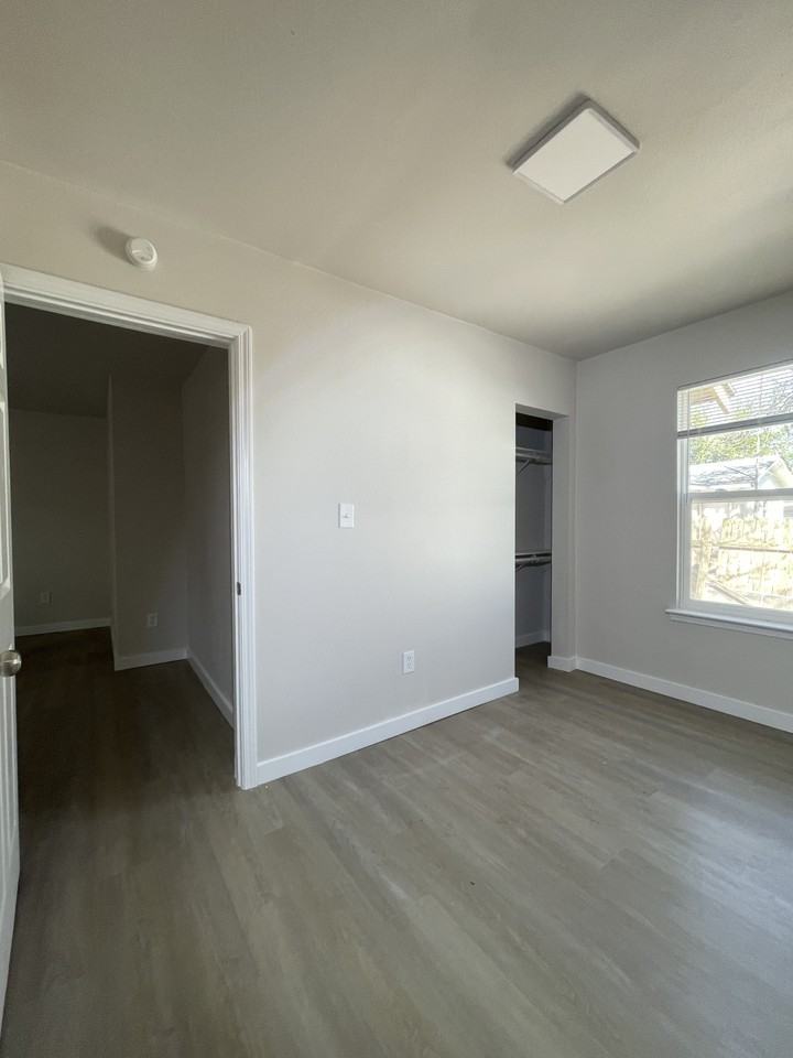 701 Wigley St #A - Photo 3 of 5