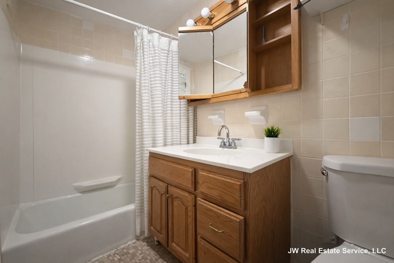213 Chestnut Hill Ave #6 - Photo 7 of 14