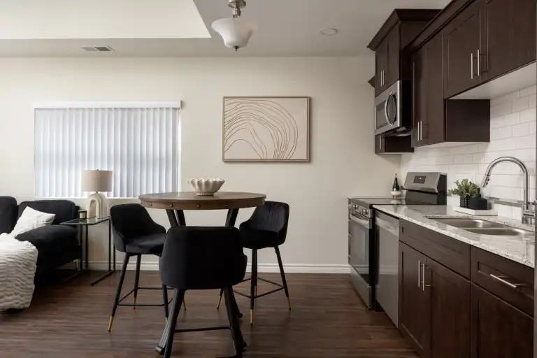 8401 Wyandotte St E #100 - Photo 5 of 8