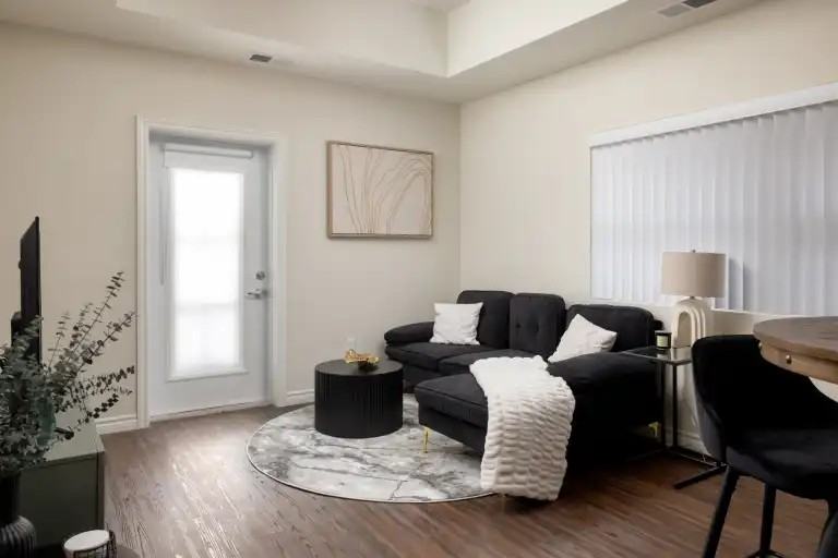 8401 Wyandotte St E #100 - Photo 6 of 8