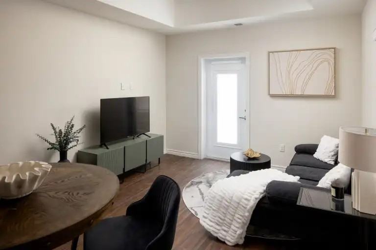 8401 Wyandotte St E #100 - Photo 7 of 8