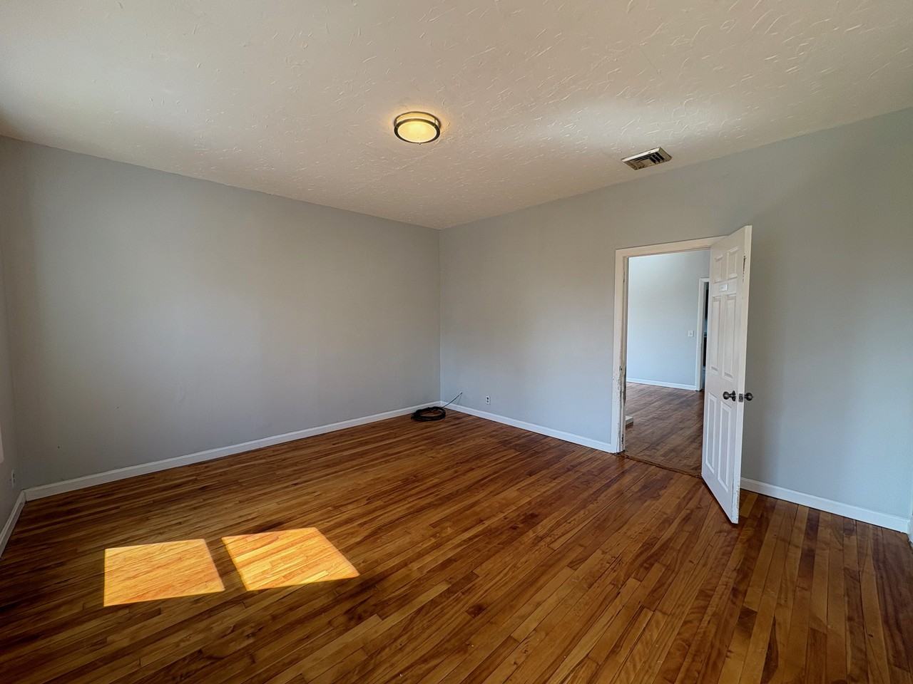 Perkins St #3 - Photo 3 of 13