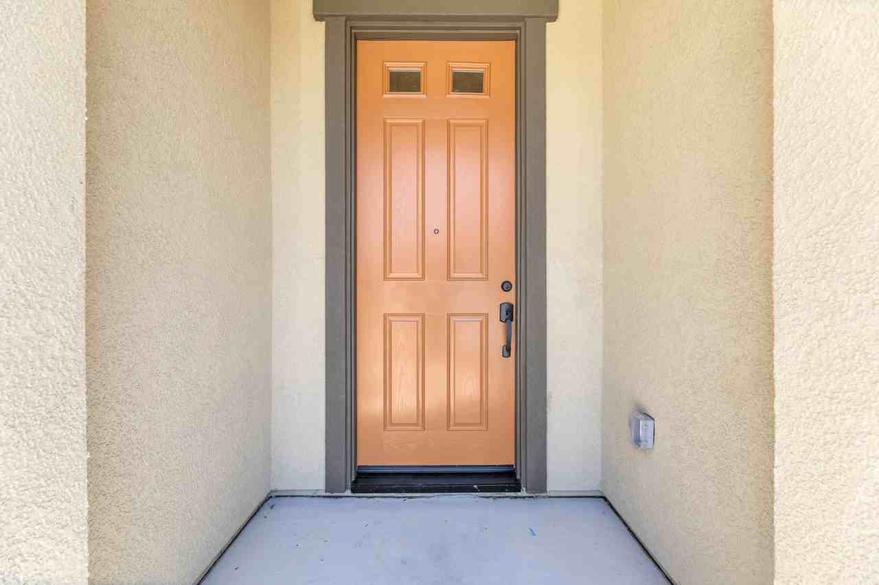 9453 Broxton Ave #NA - Photo 3 of 35