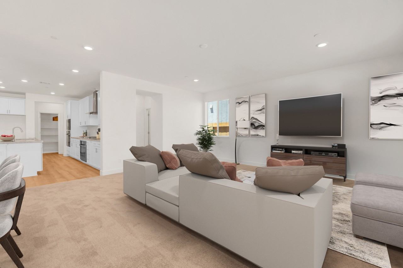 9453 Broxton Ave #NA - Photo 7 of 35