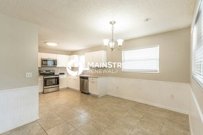 2364 20th St - Photo 6 of 16