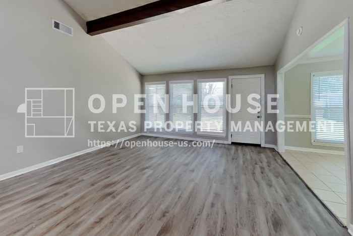 22530 Smokey Hill Dr - Photo 4 of 21