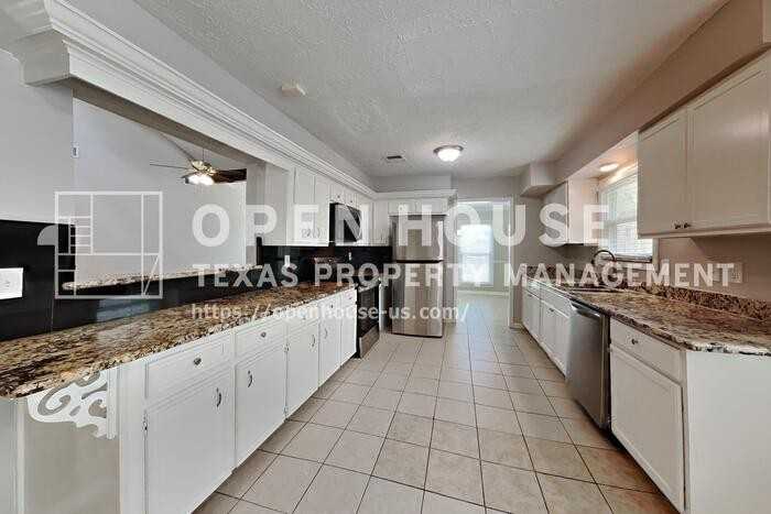 22530 Smokey Hill Dr - Photo 6 of 21