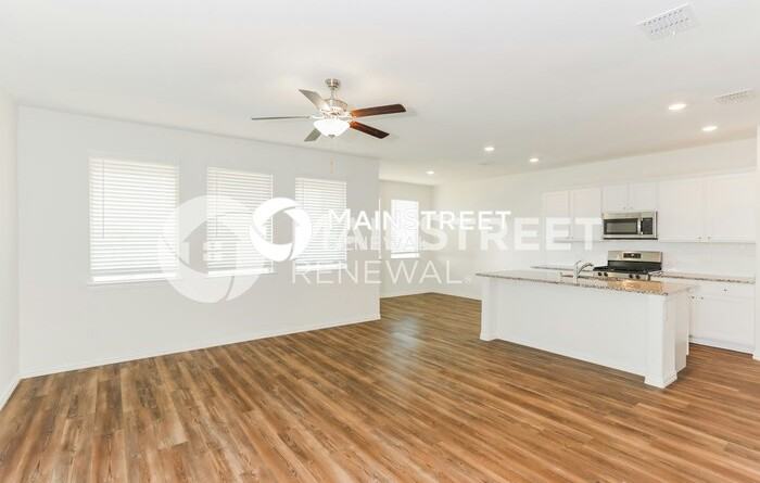 648 Ridgeback Trl - Photo 5 of 17