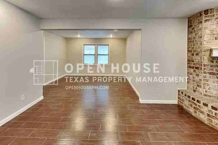 14318 Ella Lee Ln - Photo 5 of 21