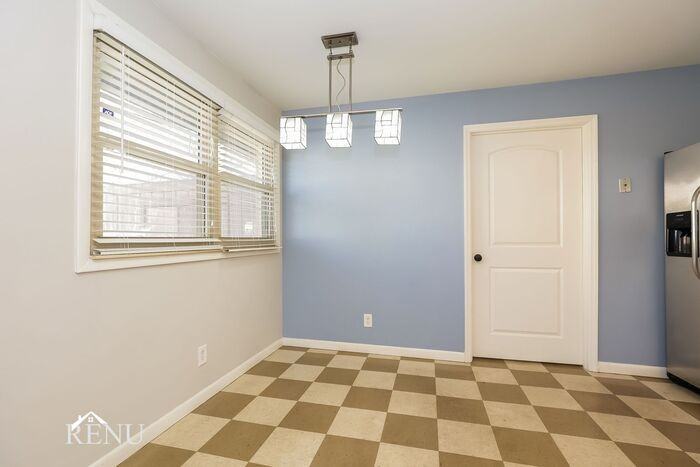 116 Marshall Ct - Photo 3 of 20