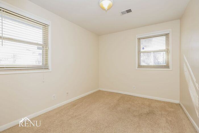 116 Marshall Ct - Photo 7 of 20