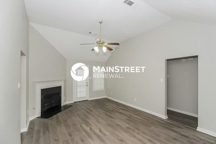 1616 Camille Way - Photo 4 of 16