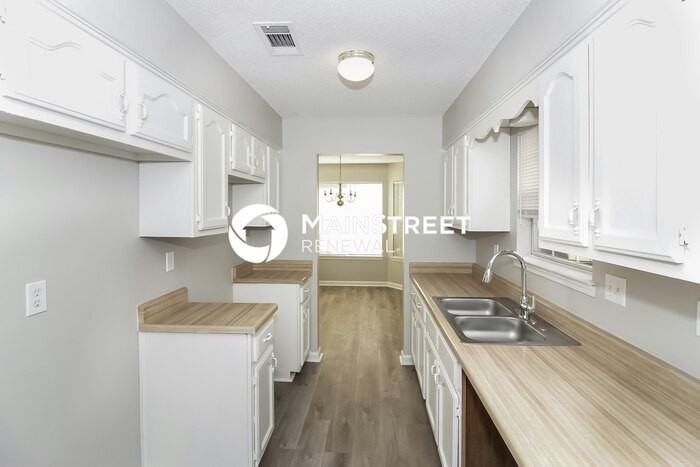 1616 Camille Way - Photo 7 of 16