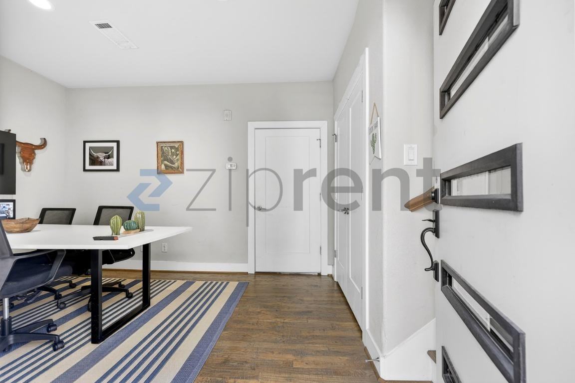 4906 Live Oak St #3 - Photo 2 of 28