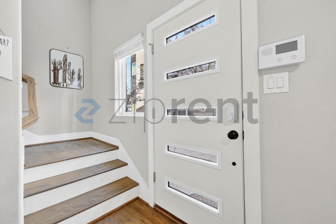 4906 Live Oak St #3 - Photo 6 of 28