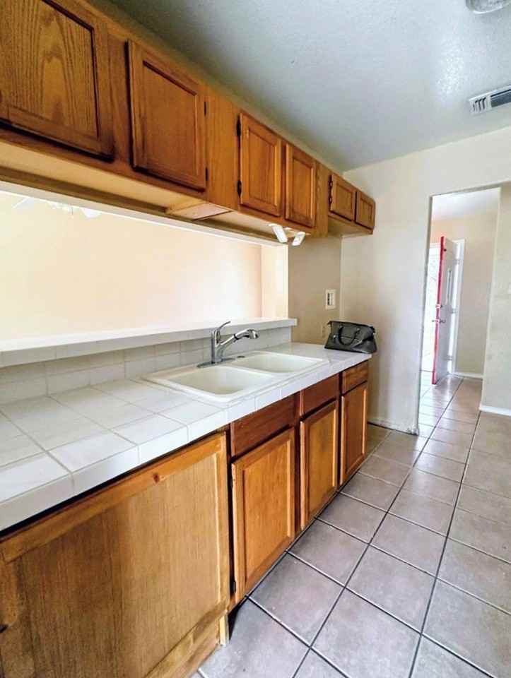 1472 Timber Valley Dr - Photo 6 of 19