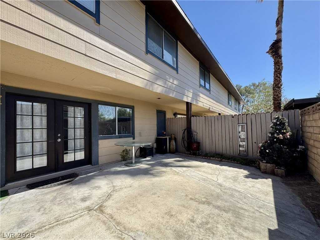 6224 Meadowhaven Ln - Photo 4 of 26