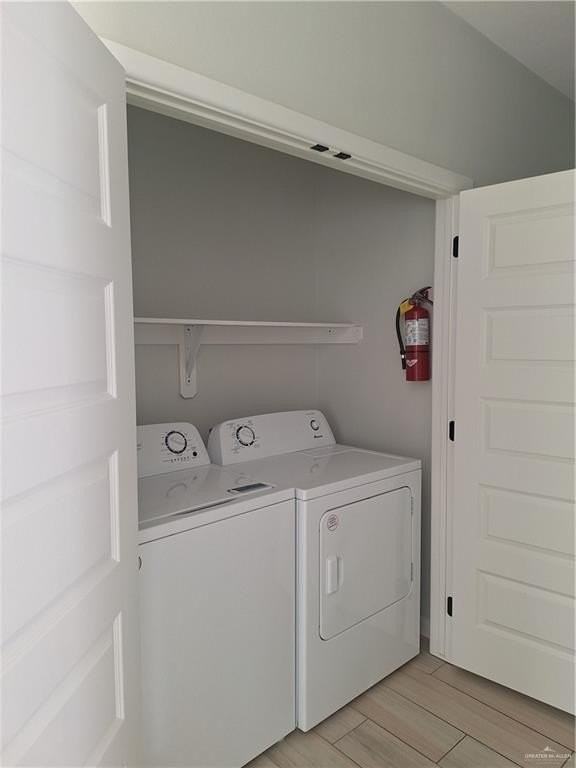 1019 N Clarence Ave #2 - Photo 5 of 10