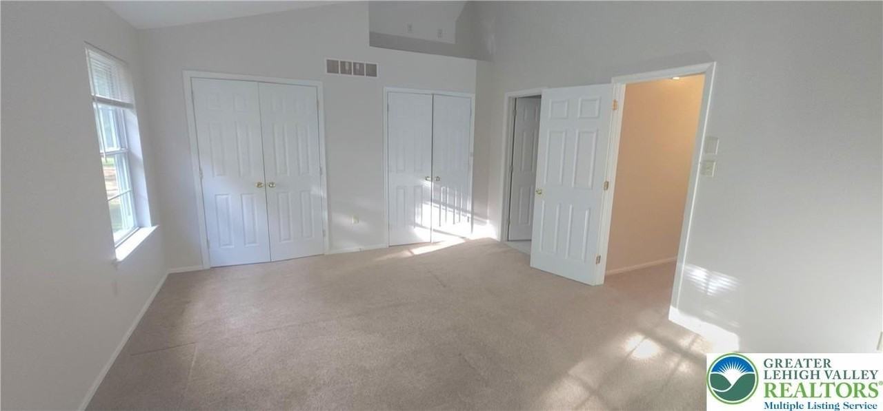 1600 Greystone Cir - Photo 2 of 18