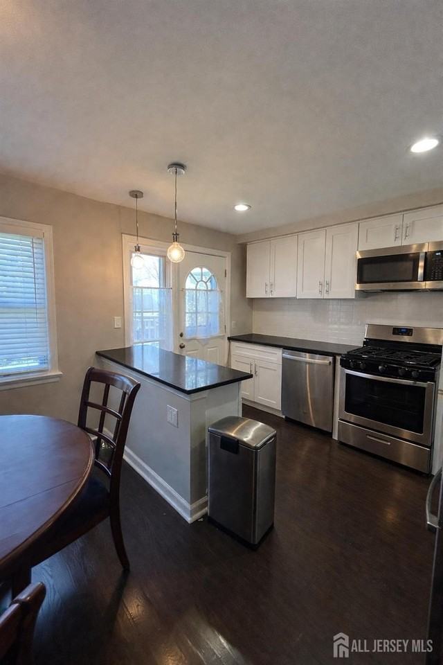 35 Victory Ct - Photo 7 of 14