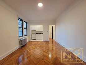 2538 43rd St #F6 - Photo 1 of 1