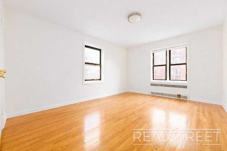 100 E 21st St #617 - Photo 6 of 7