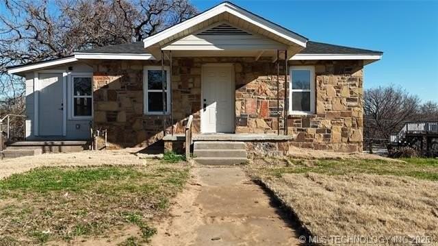 815 N Wilson Ave - Photo 2 of 16