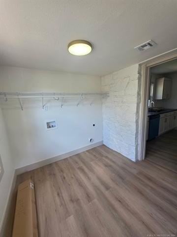815 N Wilson Ave - Photo 4 of 16