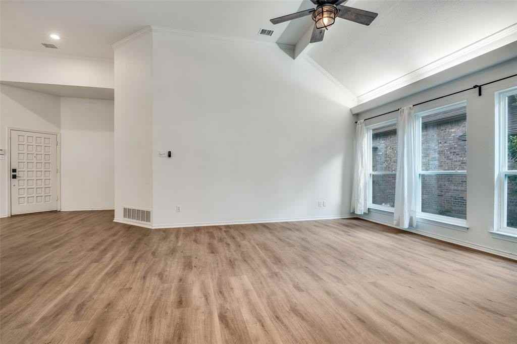 4228 Winding Way Ct - Photo 2 of 16