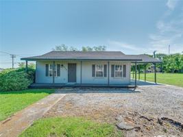 featured image of 416 N 8th St