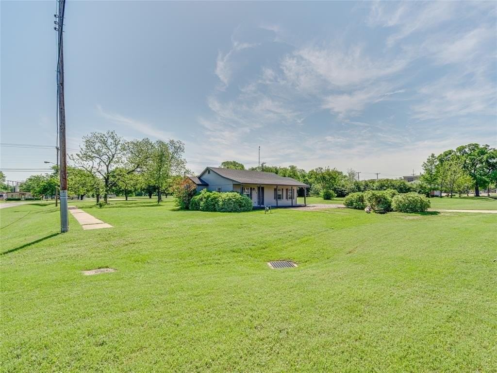 416 N 8th St - Photo 4 of 36