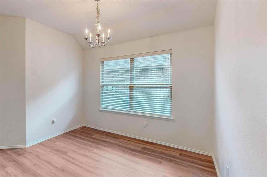 4728 Meadow Green Trl - Photo 7 of 40