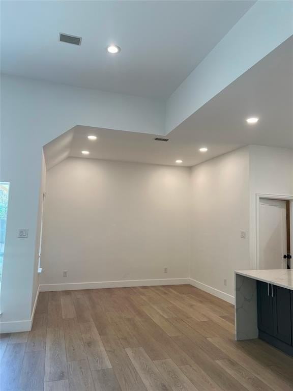 4028 Eastleigh Dr - Photo 4 of 19