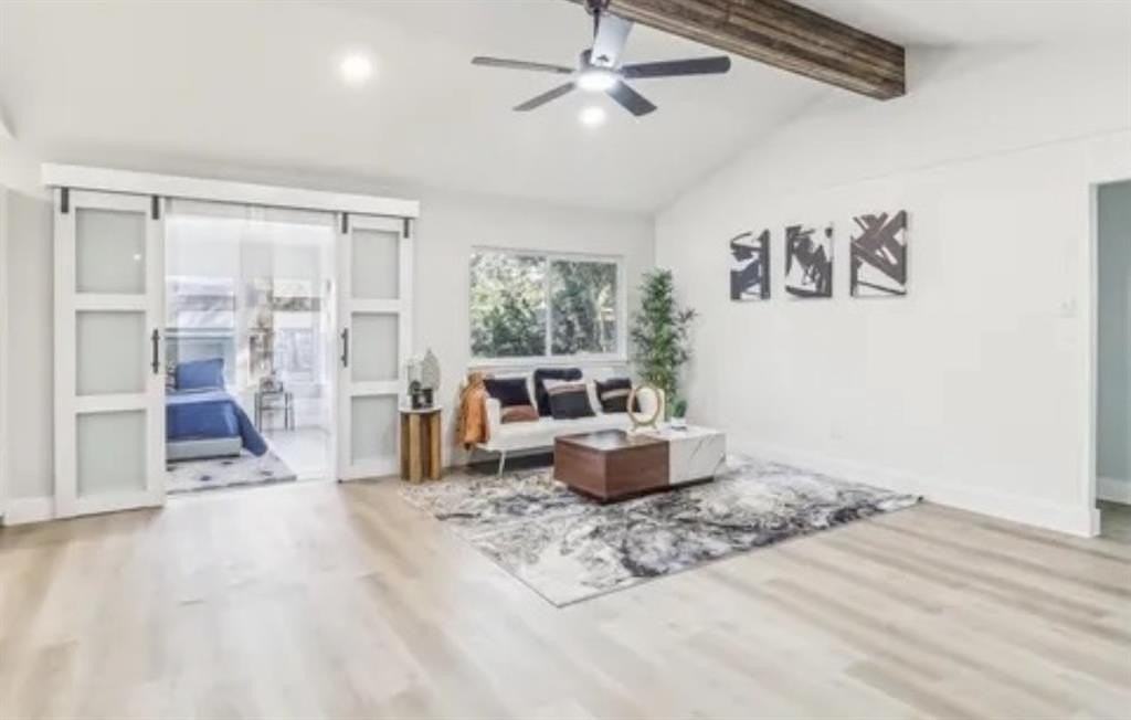 3301 Winderemere Dr - Photo 5 of 24