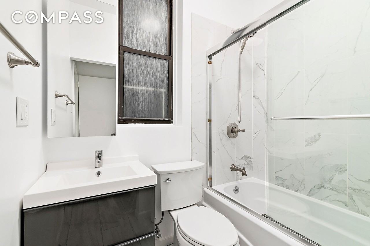 350 W 56th St #1A - Photo 4 of 16