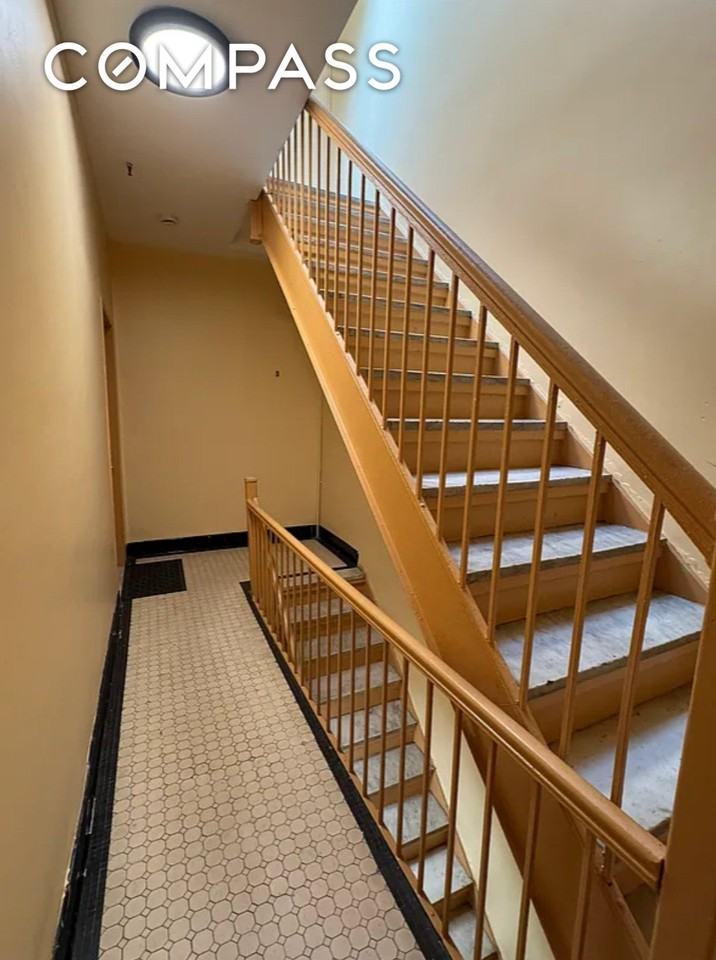 619 9th Ave #4W - Photo 2 of 12