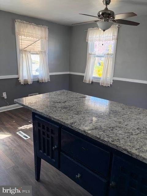 3901 Kenyon Ave - Photo 4 of 19