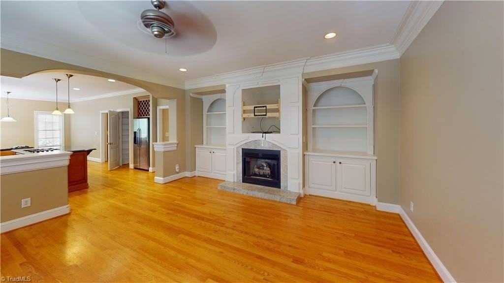 2140 Rossmore Rd - Photo 6 of 15