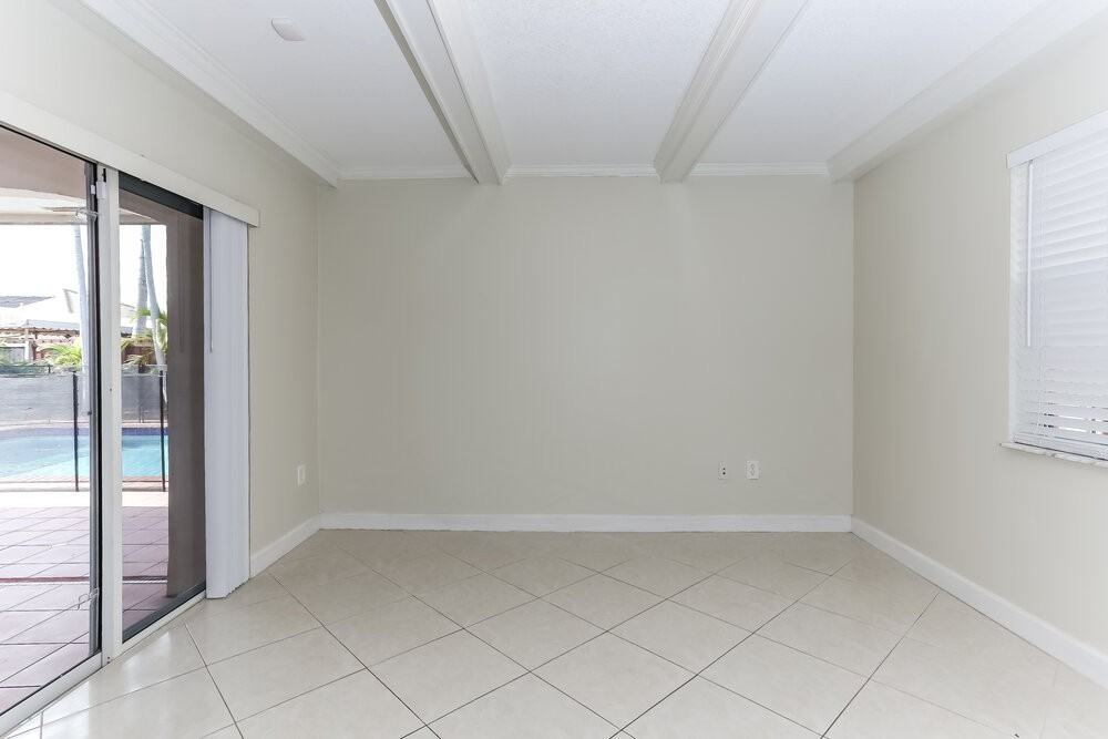 15439 Sw 172nd Ter - Photo 5 of 15