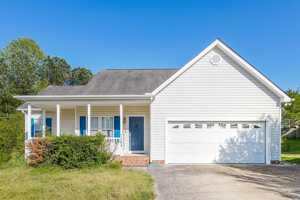 featured image of 7104 Bristoe Station Ln