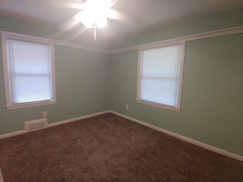 1248 Park Boulevard - Photo 4 of 10