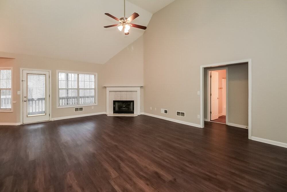 128 Alexander Dr - Photo 5 of 18