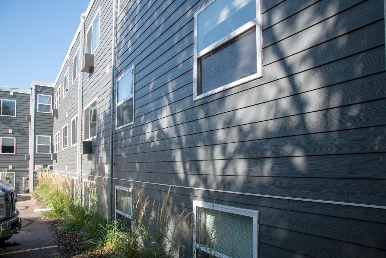 410 Apartments - Photo 5 of 8