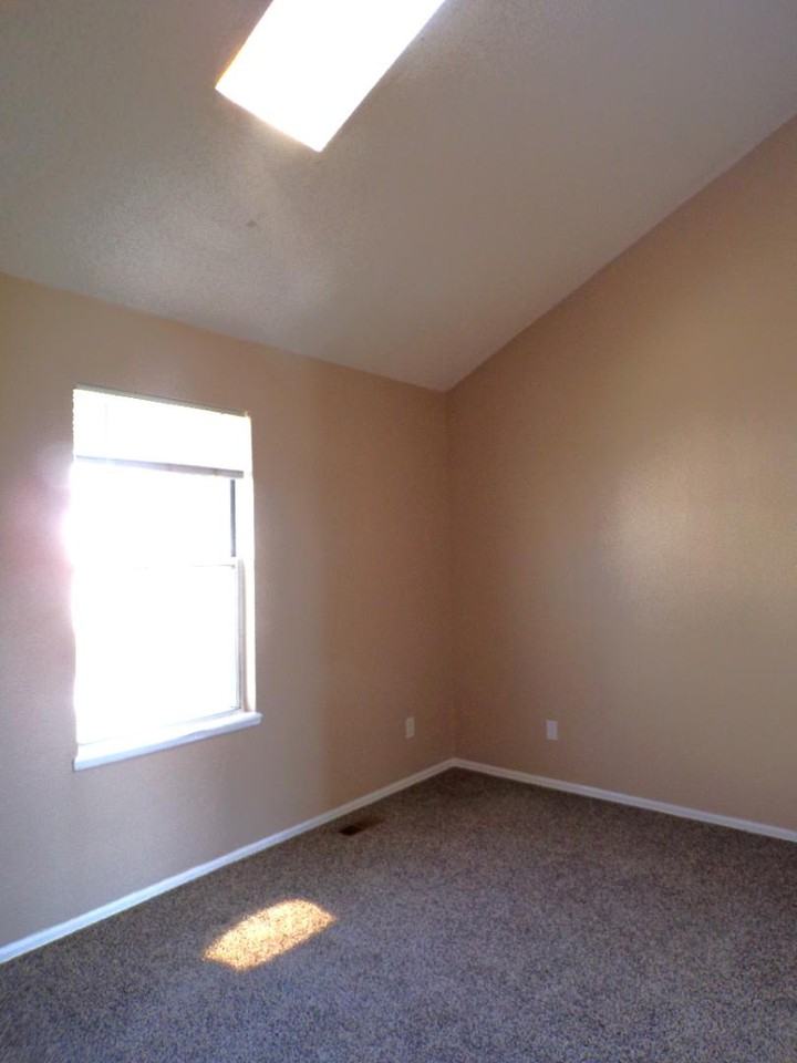 17219 E Tennessee Dr - Photo 7 of 20