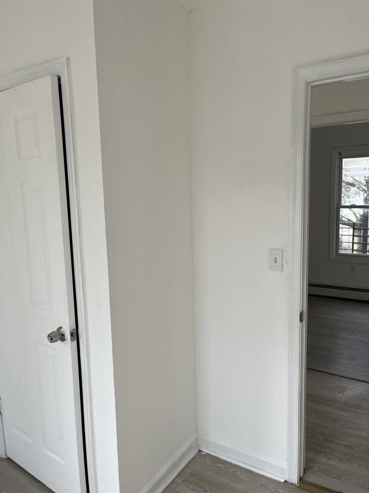 84 E Main - Photo 4 of 12